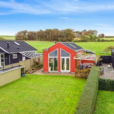 Holiday home Evelin - 20m From The Sea In Funen By Interhome *