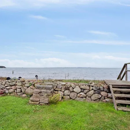 Holiday home Evelin - 20m From The Sea In Funen By Interhome Bogentved